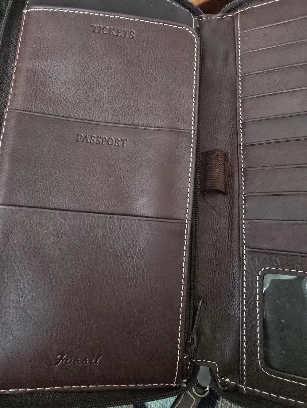 FOSSIL Men's Brown Leather Travel Zip Wallet Organizer Passport, Credit Cards,